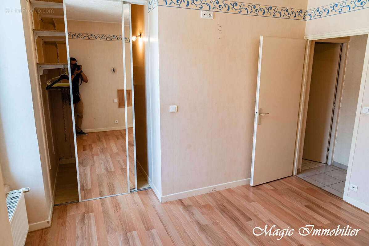 Appartement Oyonnax 2 pièce(s) 53.9 m2 - photo 5