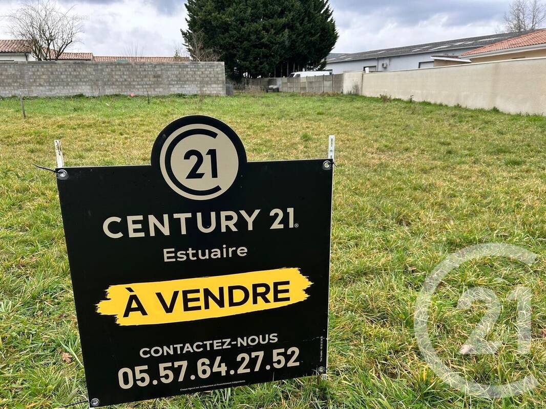 Terrain à SAINT-ANDRE-DE-CUBZAC