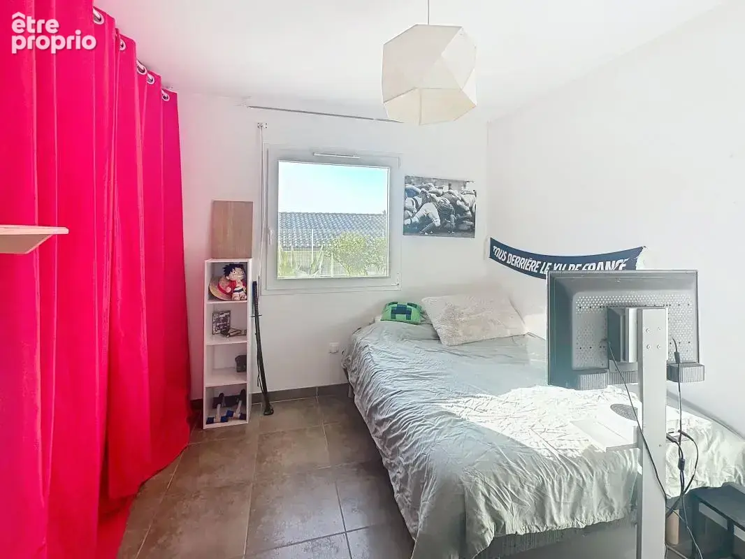 Maison de plain-pied avec garage à Eurre - photo 6