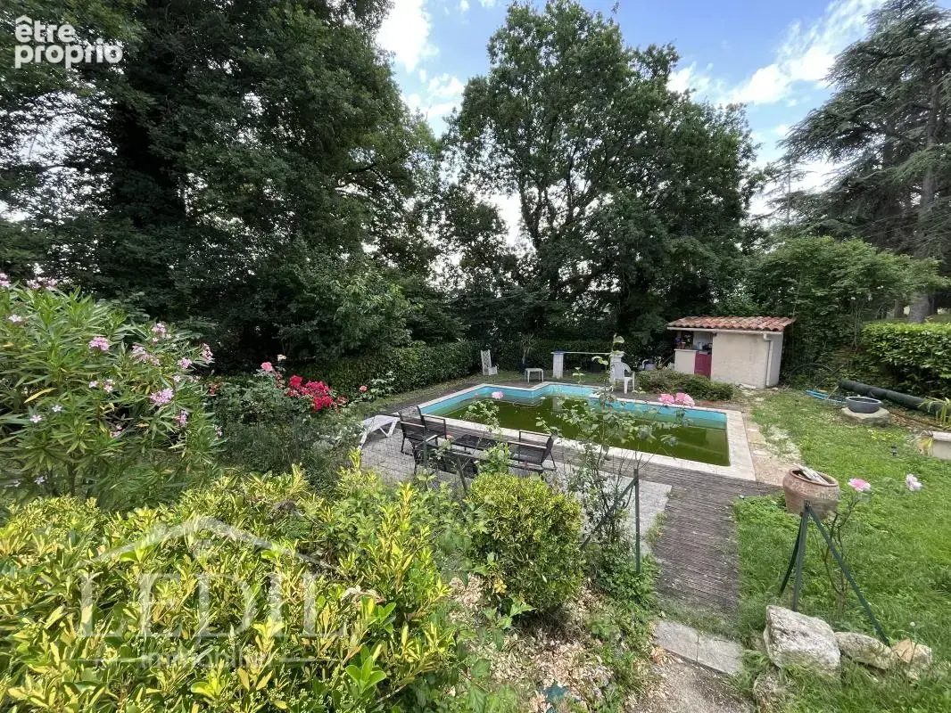 Maison de campagne 4 chambres, piscine et terrain - photo 10