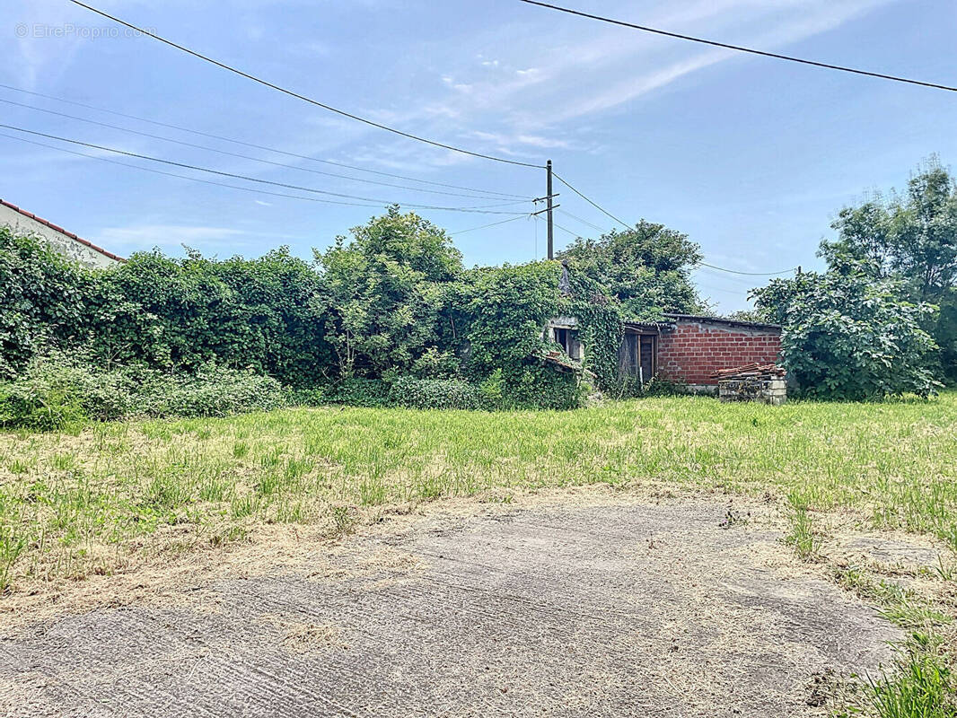 Terrain à ROCHEFORT