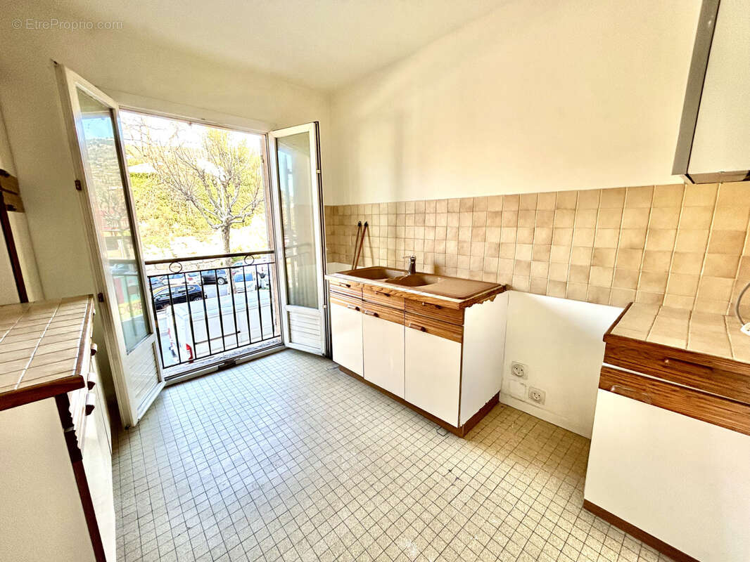 Appartement à PEYMEINADE