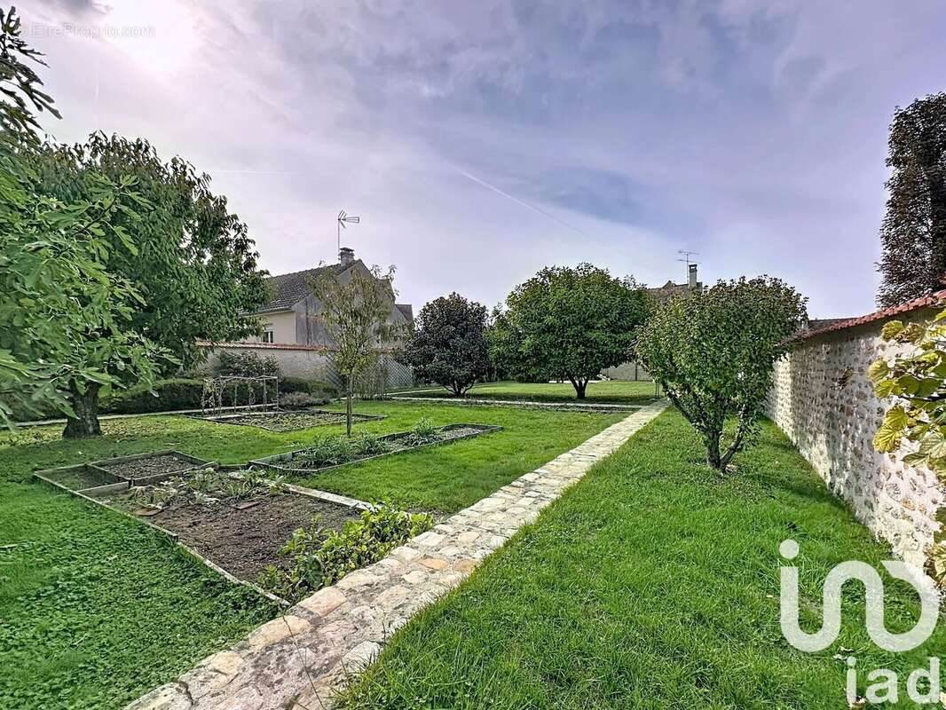 Photo 2 - Maison à BLANDY