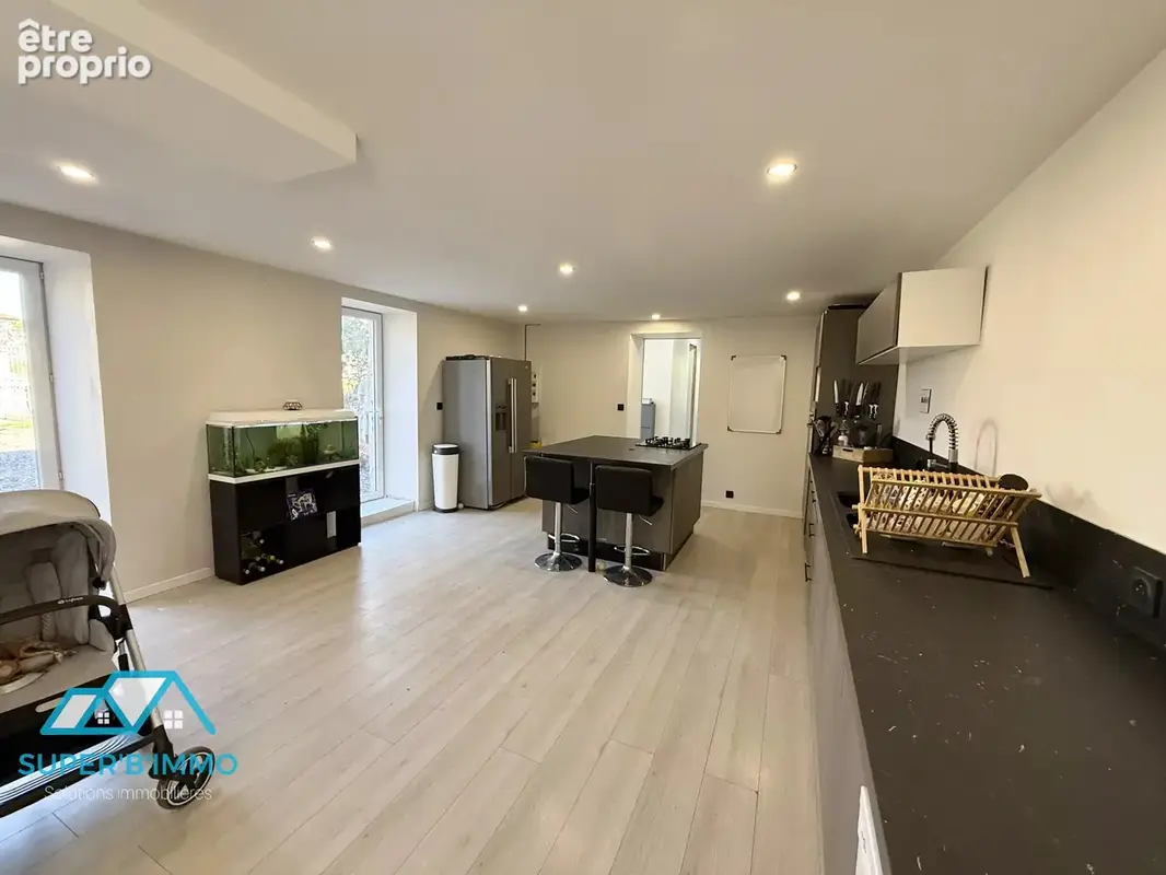 Maison 140 m² - terrain - photo 5