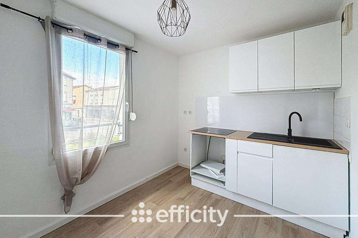 Appartement à GRIGNY