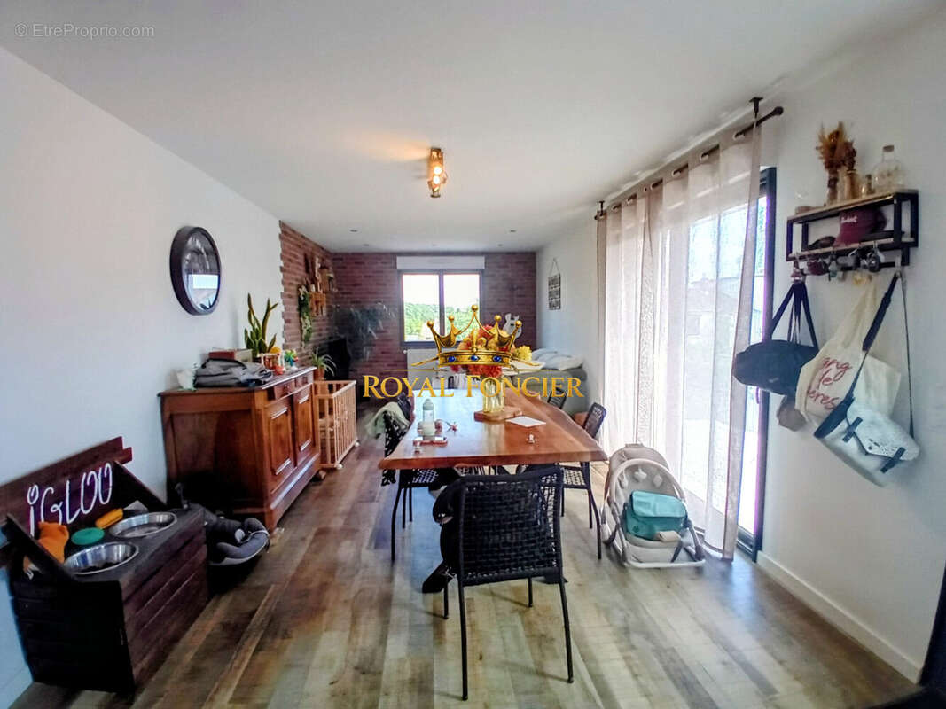 Maison 104 m² à Chatellerault  - photo 4