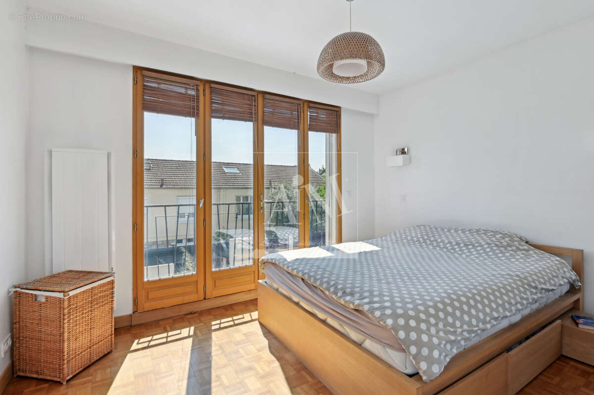 Appartement à NANTERRE