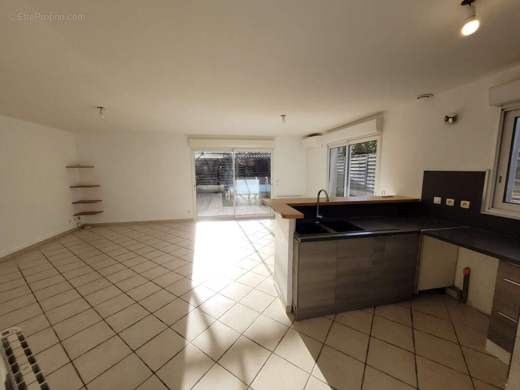 Maison à SALLES-D'AUDE