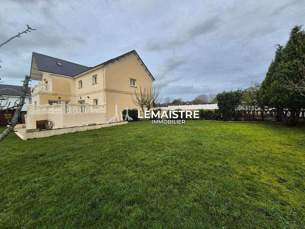 Maison à FONTAINE-LA-MALLET