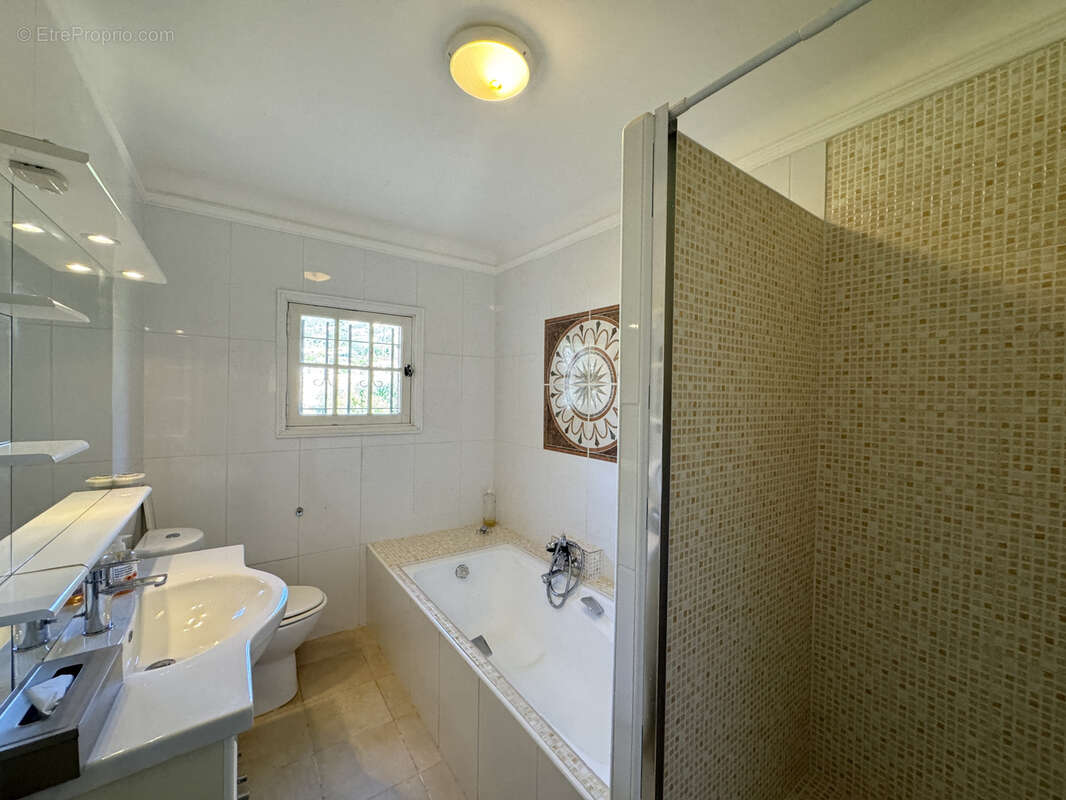 Maison à LA CROIX-VALMER