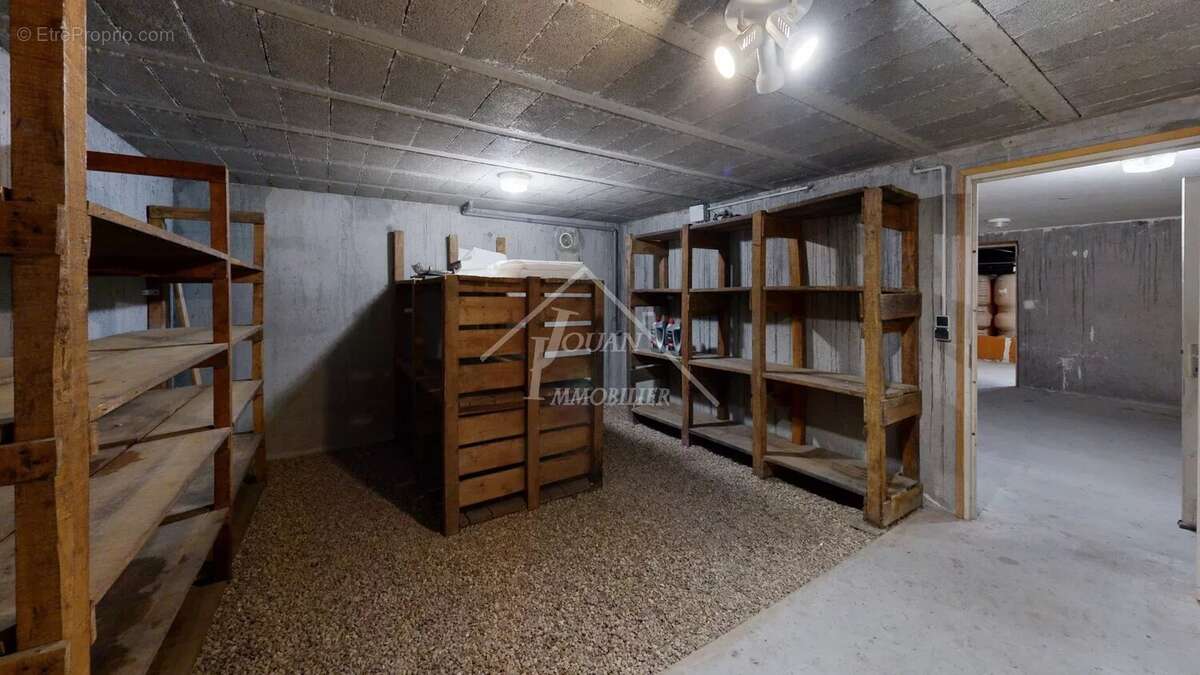 Maison à DOMPIERRE-SUR-BESBRE