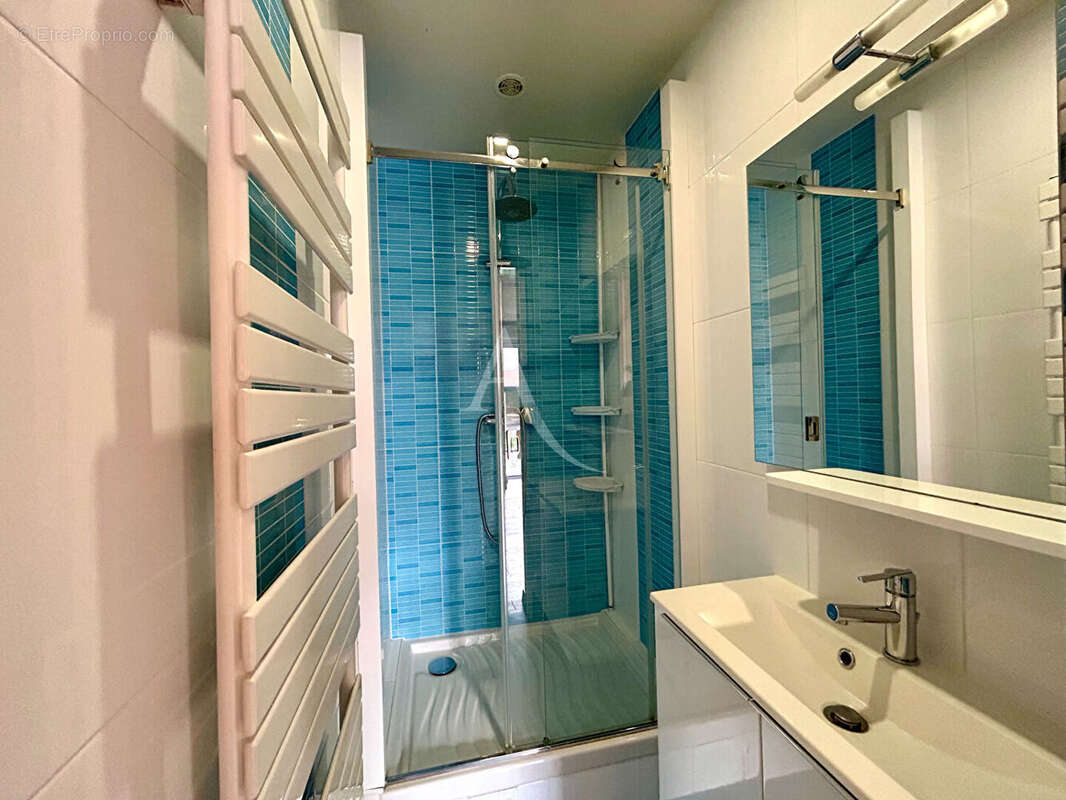 Maison à PARAY-VIEILLE-POSTE