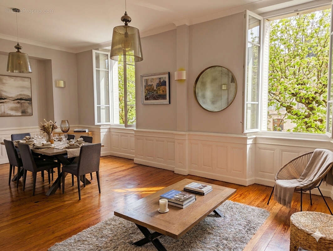 Appartement à AIX-LES-BAINS