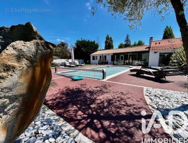 Photo 1 - Maison à SAINT-GERVAIS