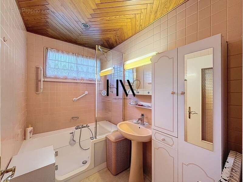 Maison à NEUVECELLE