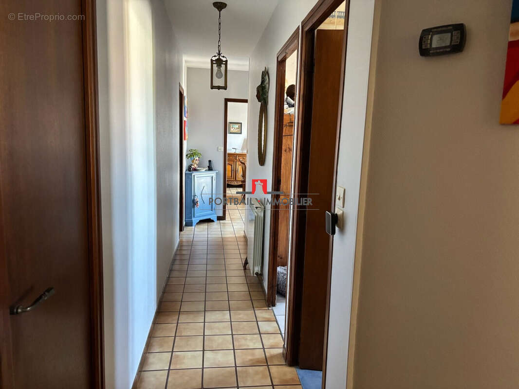 Maison 113 m² à Saint-Andre-De-Cubzac  - photo 8