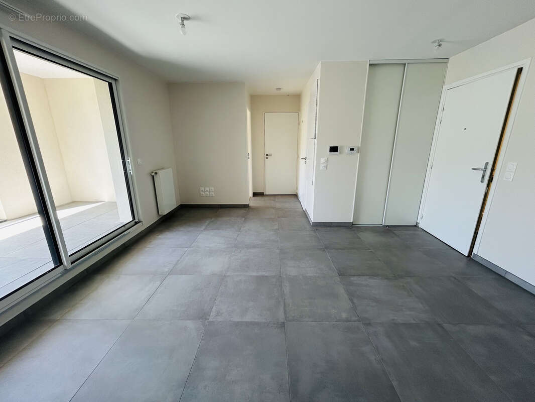 Appartement à CHARBONNIERES-LES-BAINS
