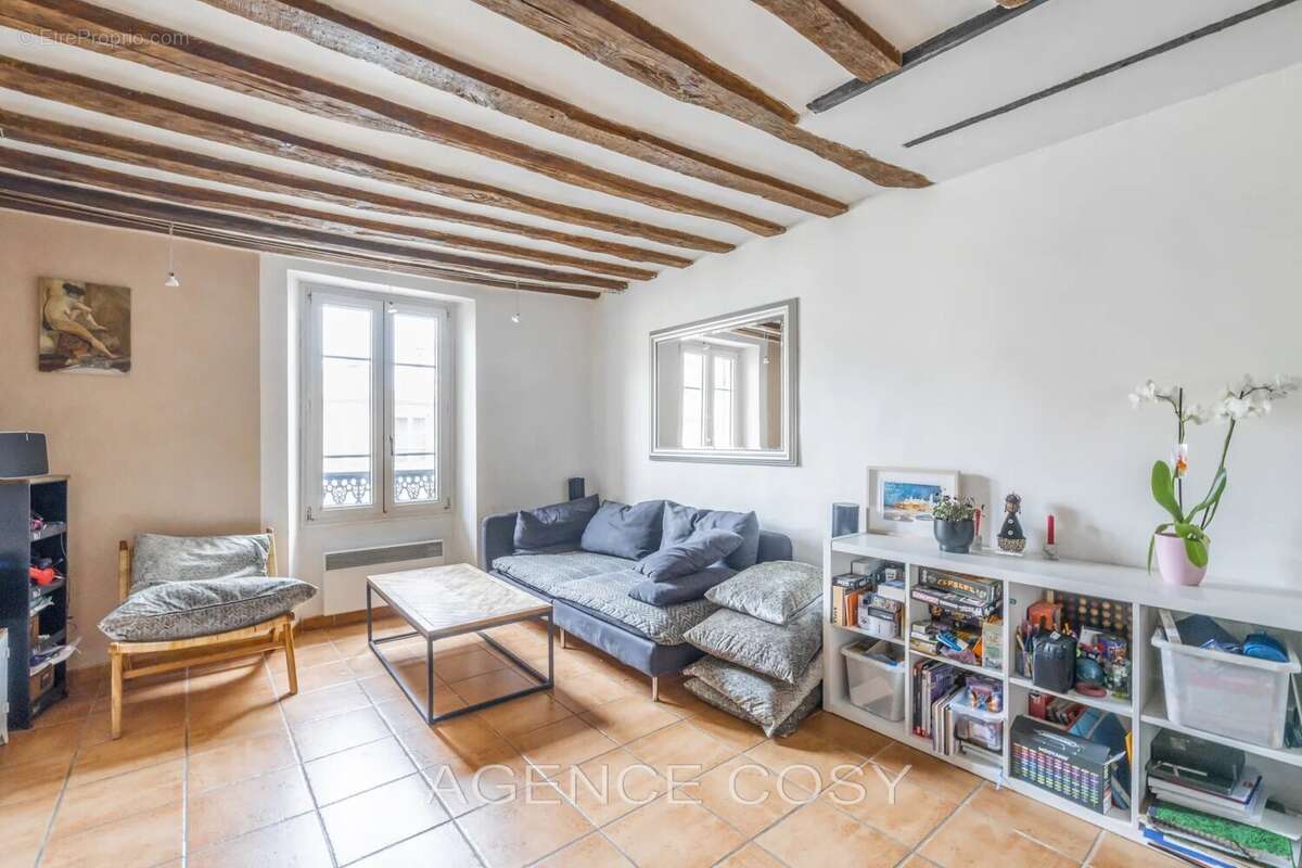 Appartement à VERSAILLES