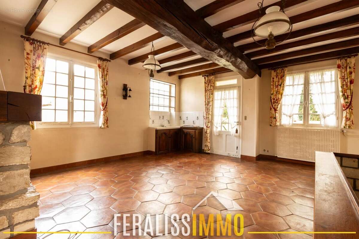 Maison à LE PERCHAY