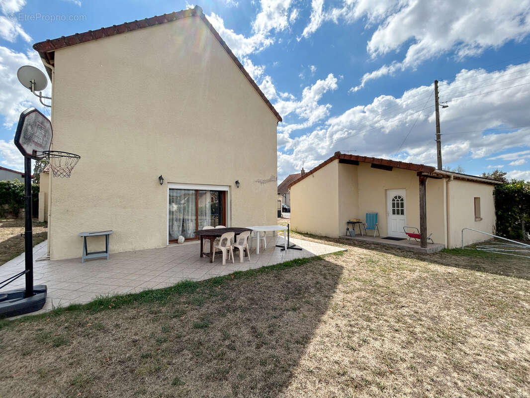 Maison centre-ville de Commentry - photo 15