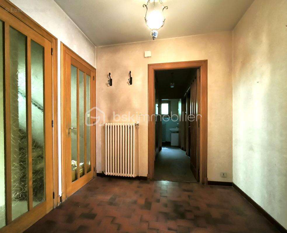 Maison de 220m2 et 880m2 de terrain - photo 16
