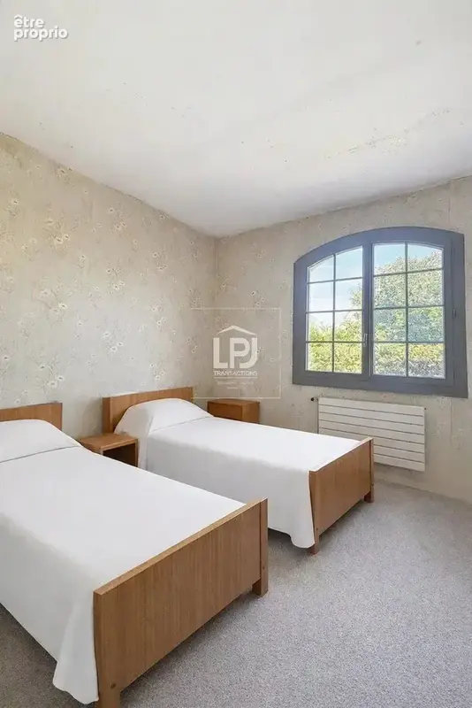 Maison individuelle - 5 pièces - 151 m² sur une parcelle arborée de près de 2700 m² côté village - photo 11