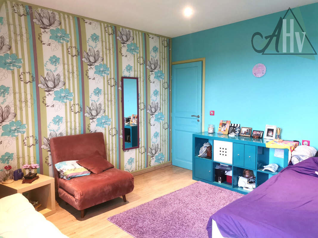 Maison à COULOMMIERS