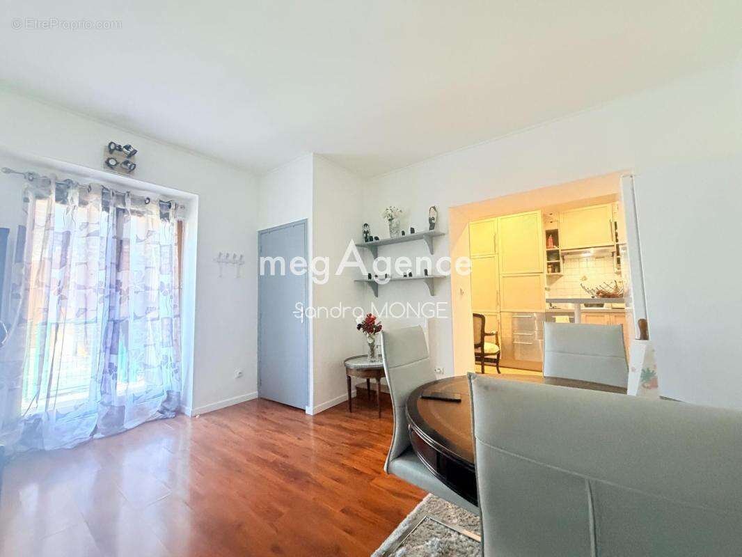 Appartement 2 pièces de 43 m² avec stationnement - photo 3