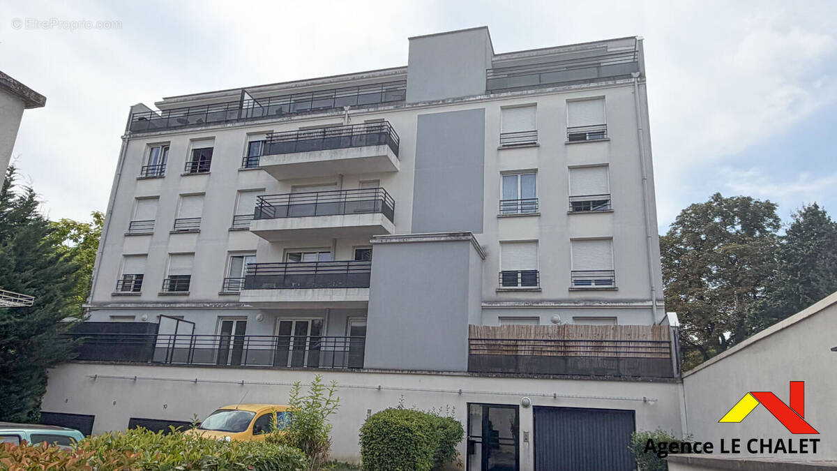 Appartement à CHOISY-LE-ROI