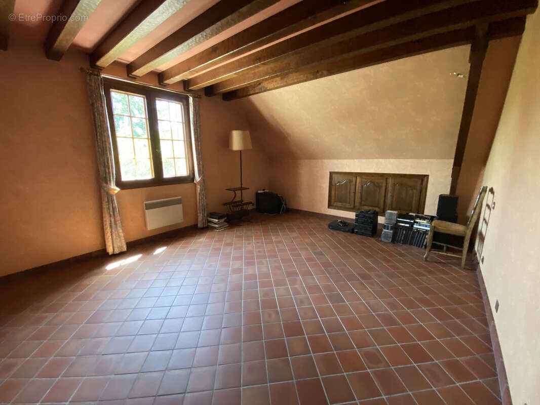 Maison à BUSSY-EN-OTHE