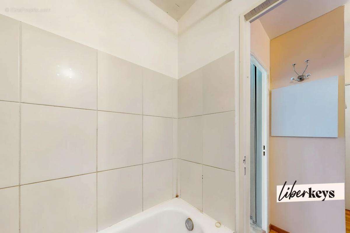 Investissement locatif clé en main - appartement t2 avec parking - locataire en place - photo 12