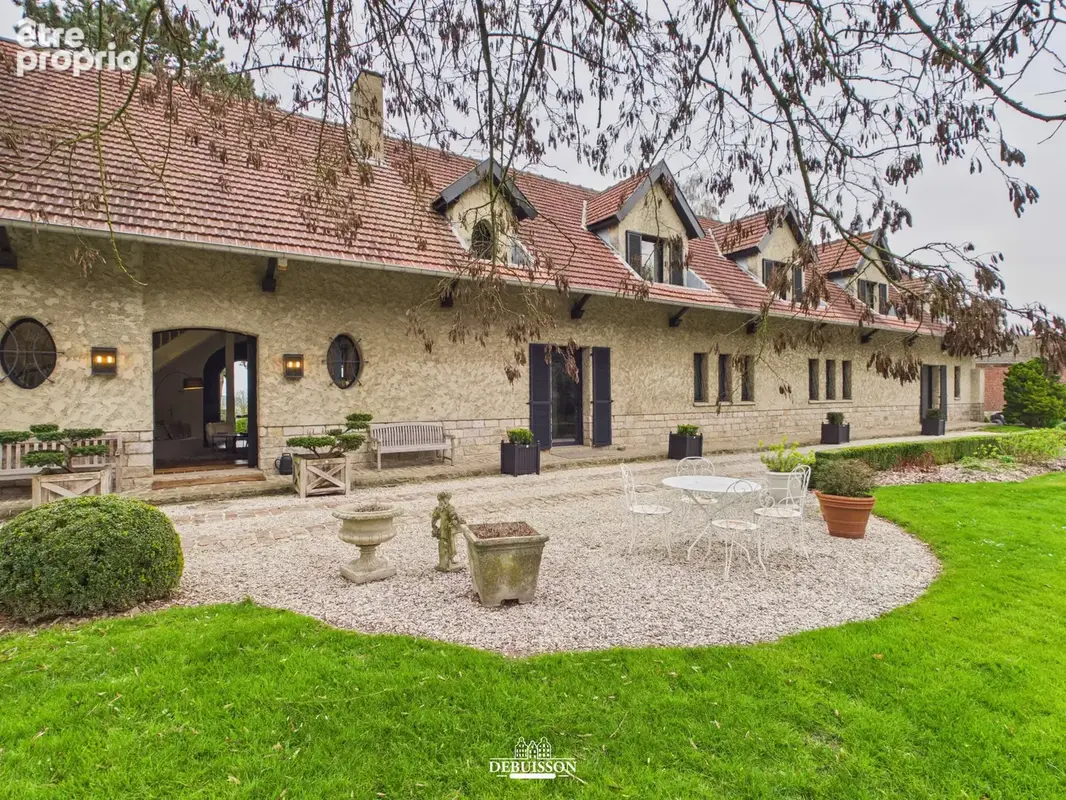 Maison à MONT-SAINT-ELOI