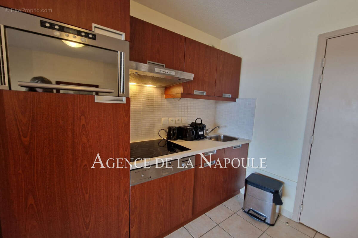 Appartement à MANDELIEU-LA-NAPOULE