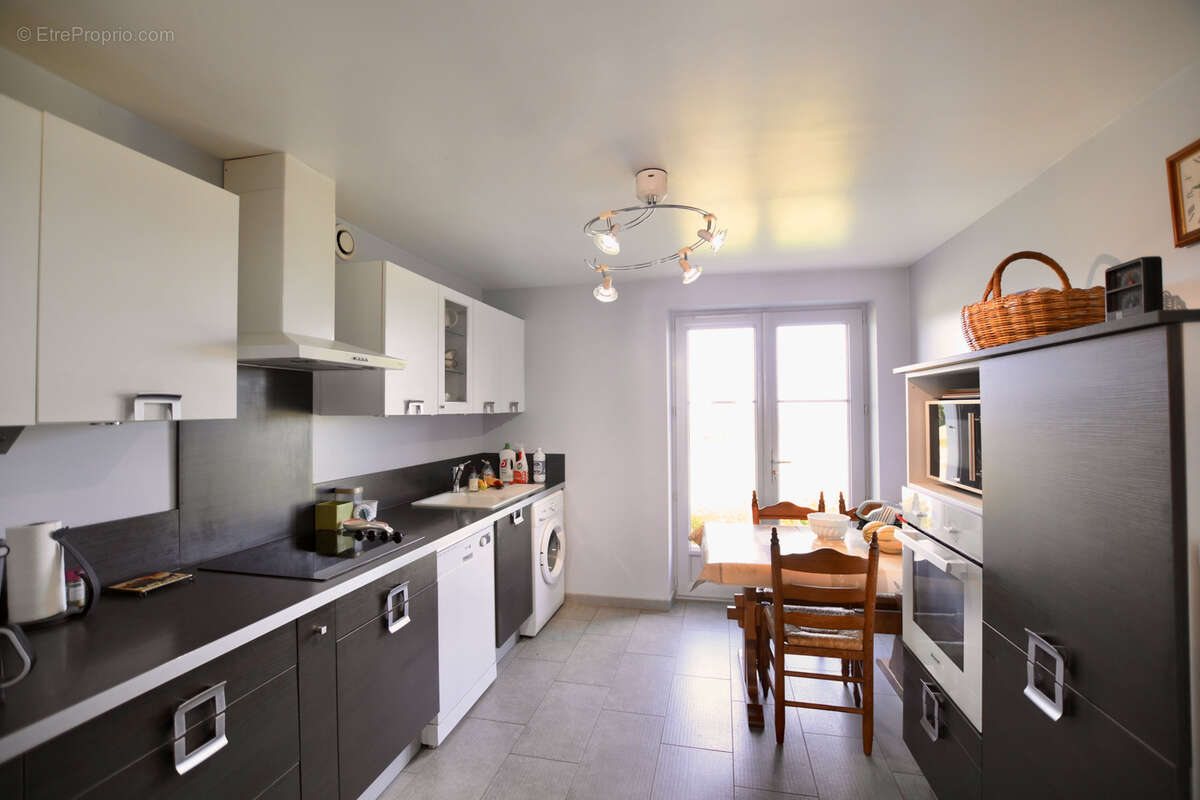 Maison à DOMECY-SUR-CURE