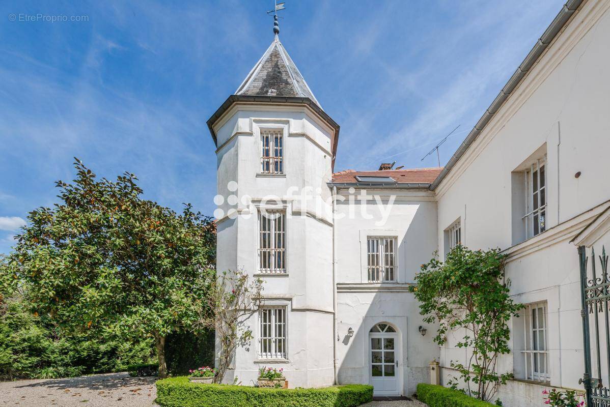 Maison à LE PLESSIS-PLACY