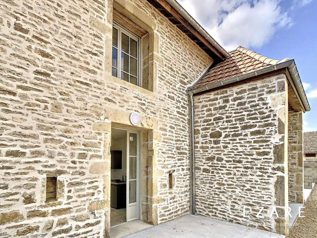 Façade  - Appartement à SAINTE-MARIE-LA-BLANCHE