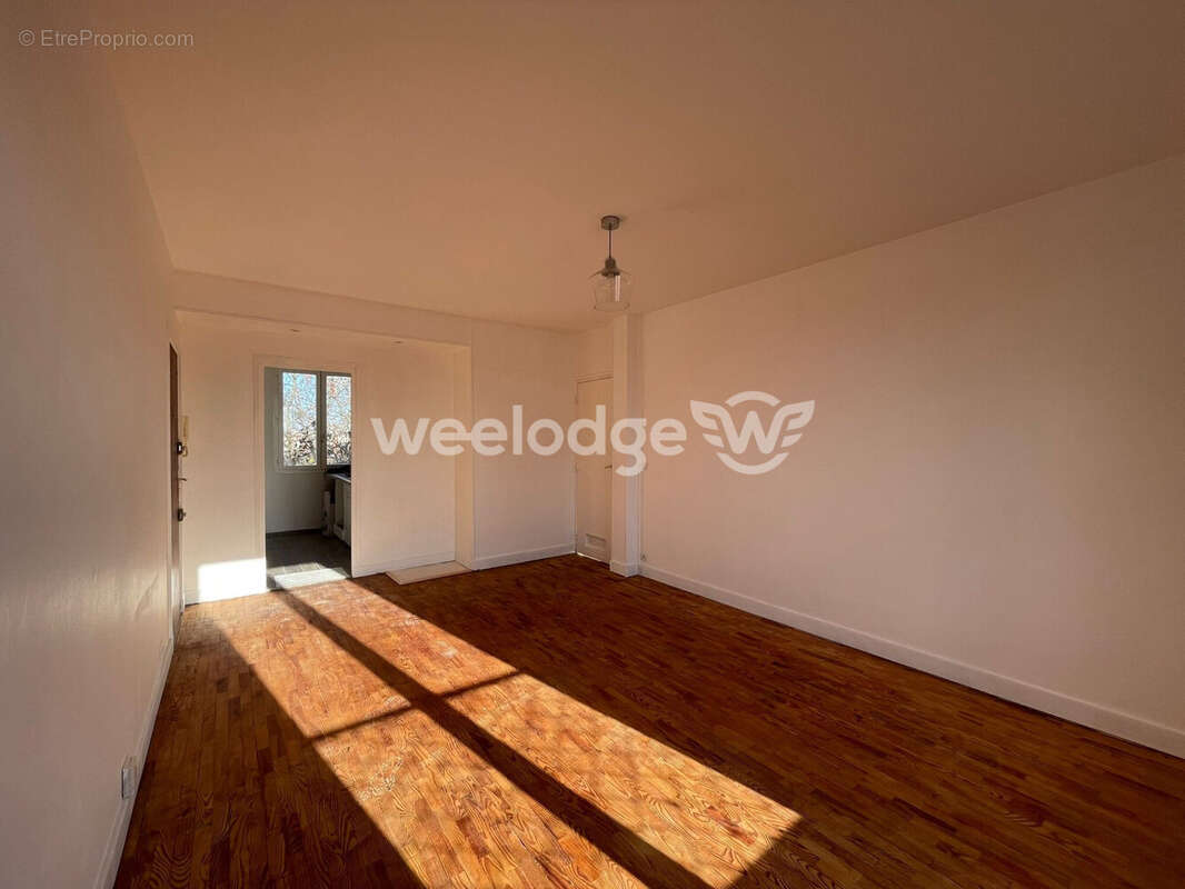 Appartement à LE BLANC-MESNIL