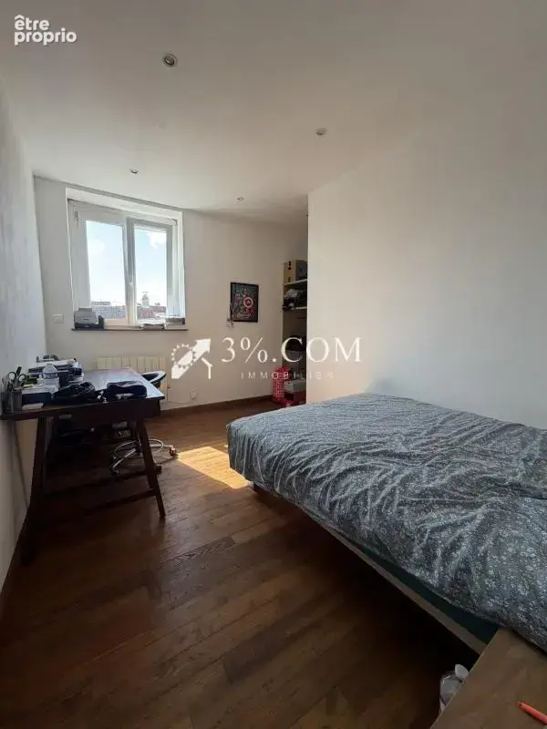 Maison de Ville, entièrement rénovée, 2 chambres, terrasse e - photo 10