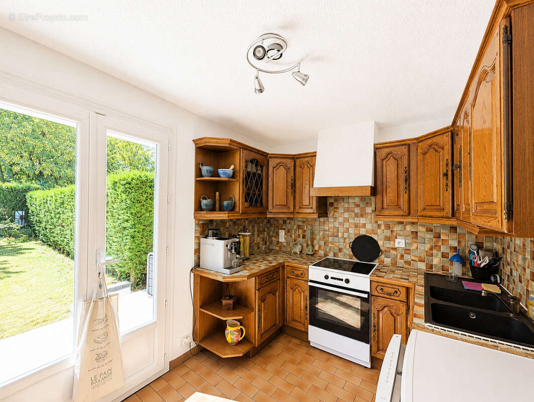 Maison 97 m2 + jardin clos   Impasse calme - photo 6