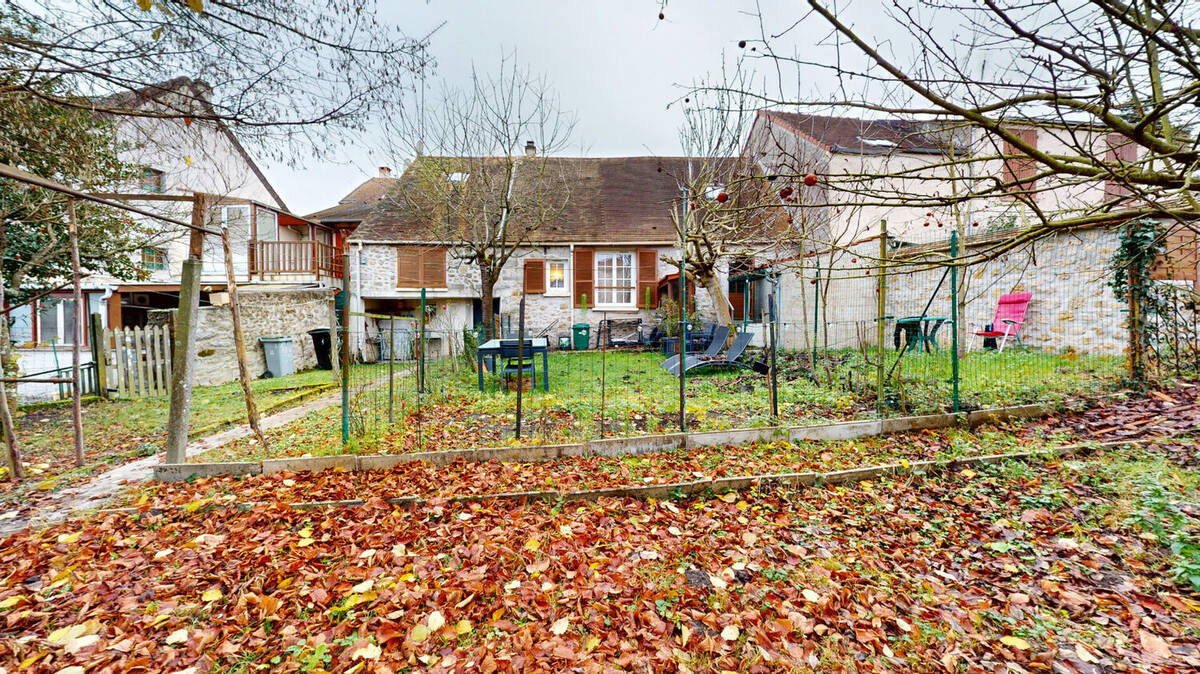 Maison à BREUX-JOUY