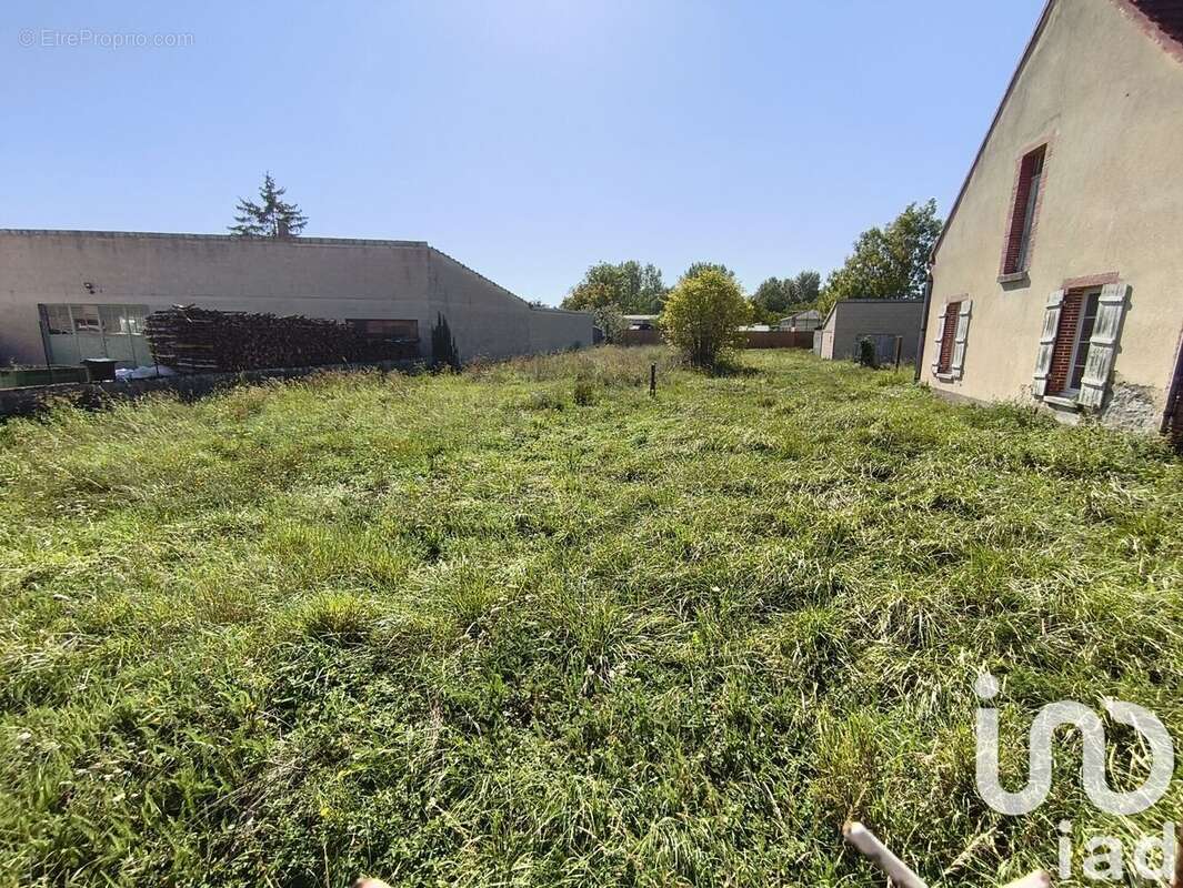 Photo 4 - Maison à SAINT-JUST-SAUVAGE