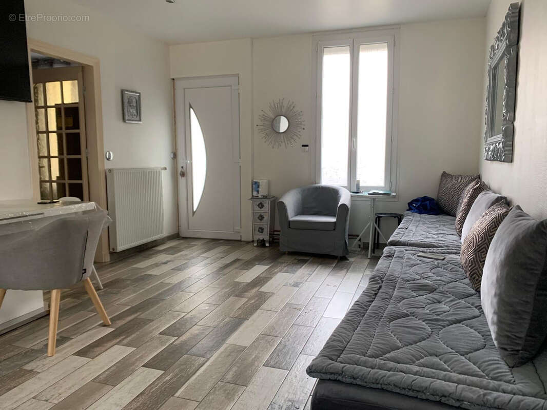 Maison à LES MUREAUX