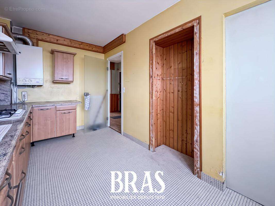Pont rousseau - t3 64 m² - 2 ch - cave - parking - photo 7