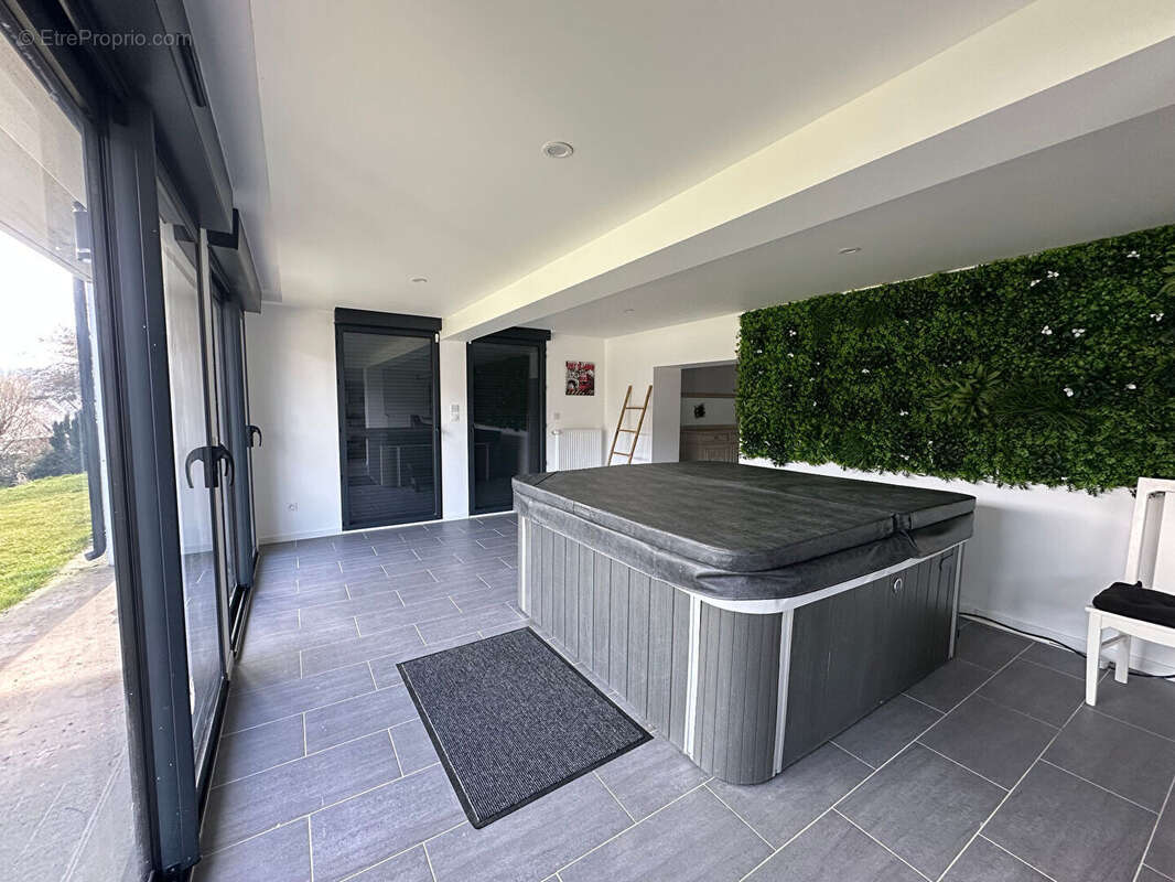 Maison à SAINT-MARTIN-DU-VIVIER