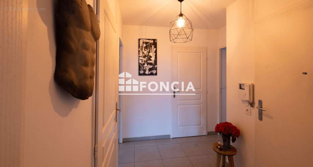 Appartement à TOURNON-SUR-RHONE