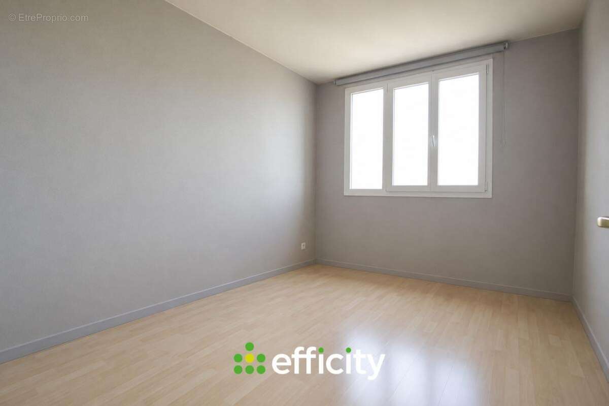 Appartement 64 m² à Villeurbanne  - photo 7