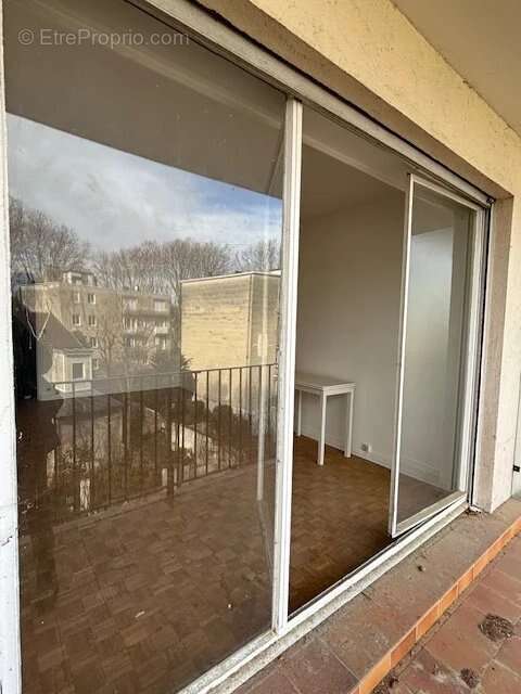 Appartement à SAINT-MAUR-DES-FOSSES