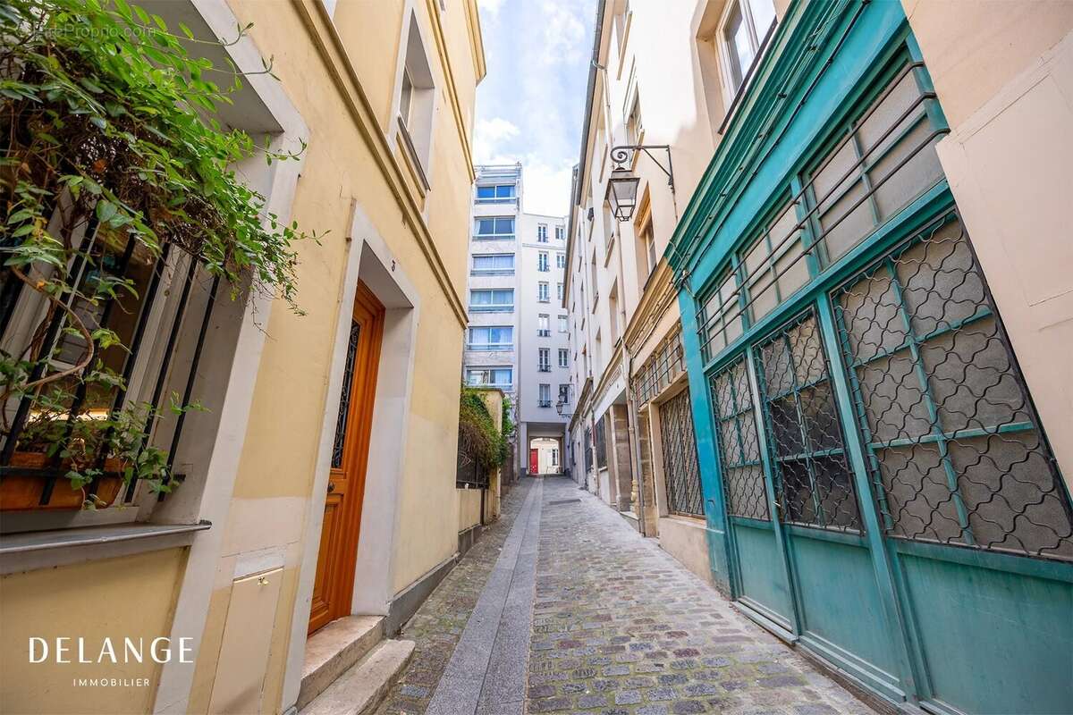 Appartement à PARIS-5E
