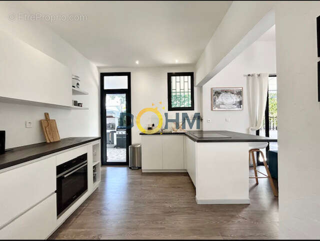 ST JOSEPH Quartier Le Butor Très belle maison F4/5 entièrement rénovée - photo 3