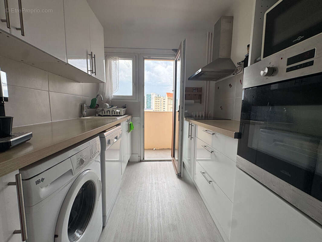 TOULON-EST (Aguillon)  Appartement T3 53 m² - photo 3